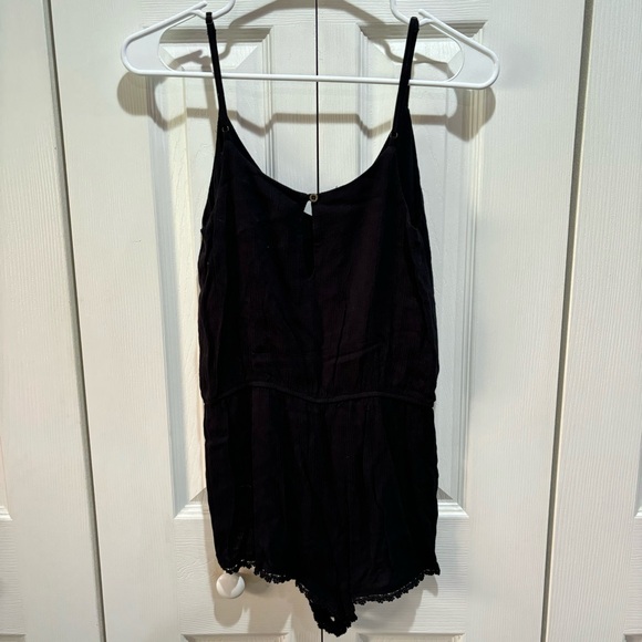 FOREVER 21 Women’s Adjustable Pleated Romper / Swim Cover Up - black, size S - Picture 4 of 5